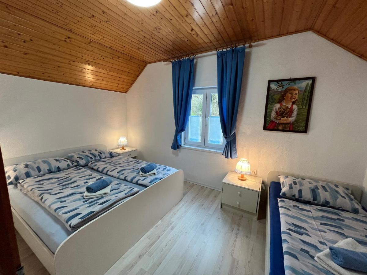 Apartmaji In Sobe Cuder Soca Bilik gambar