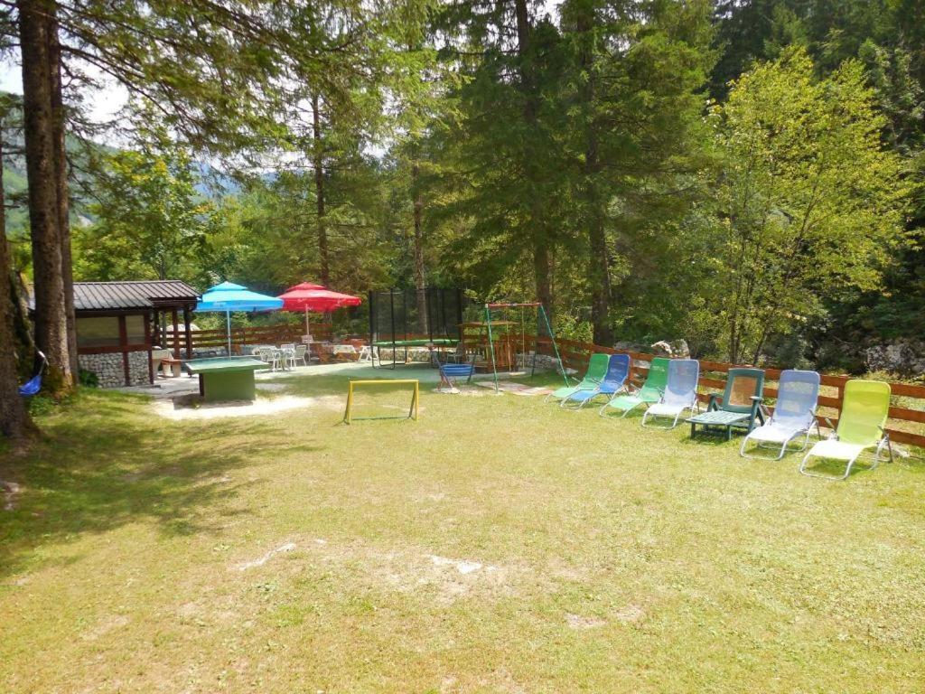 Apartmaji In Sobe Cuder Soca Luaran gambar