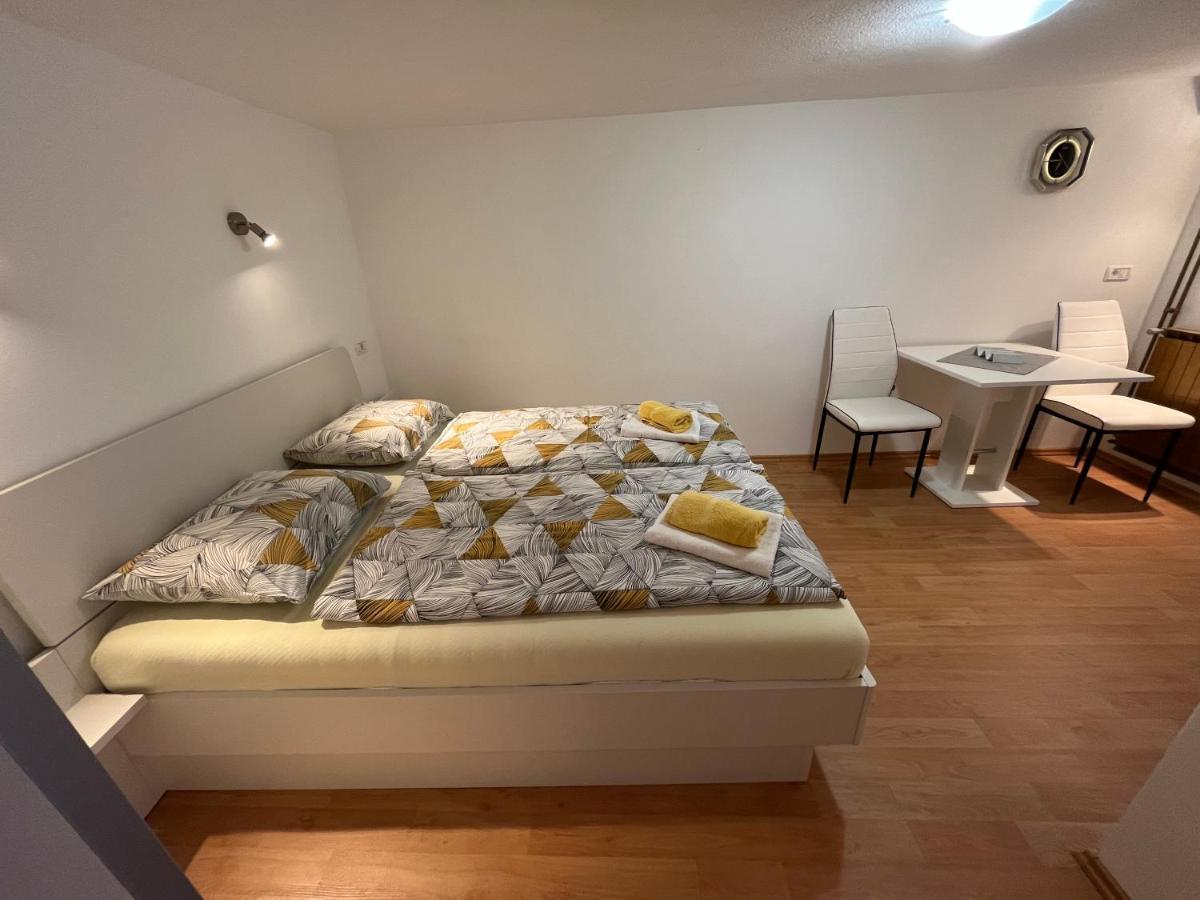 Apartmaji In Sobe Cuder Soca Luaran gambar