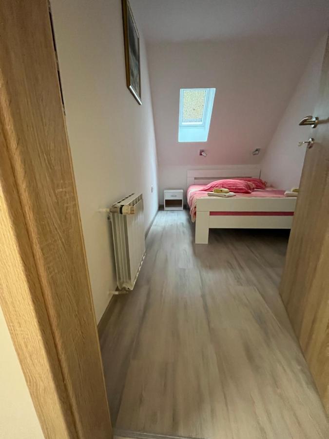 Apartmaji In Sobe Cuder Soca Luaran gambar