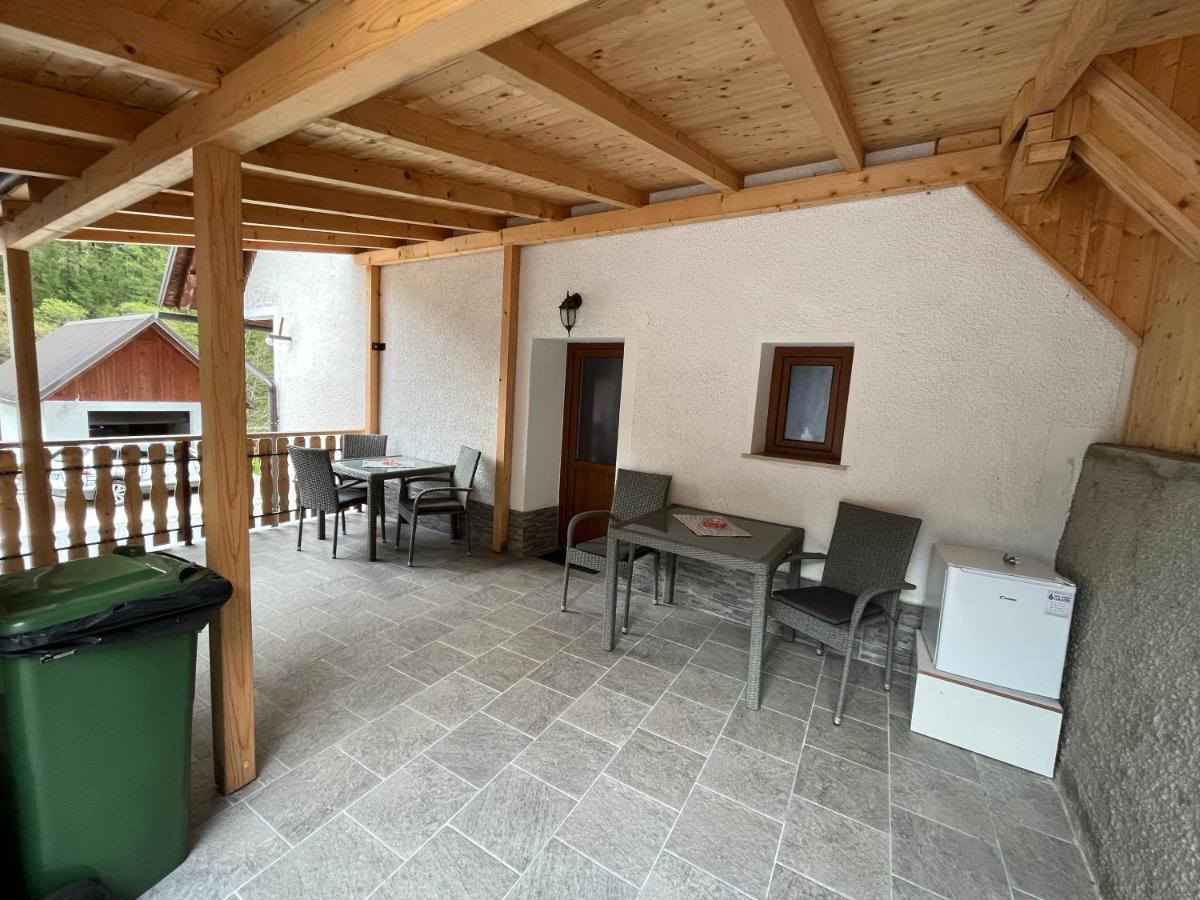 Apartmaji In Sobe Cuder Soca Luaran gambar