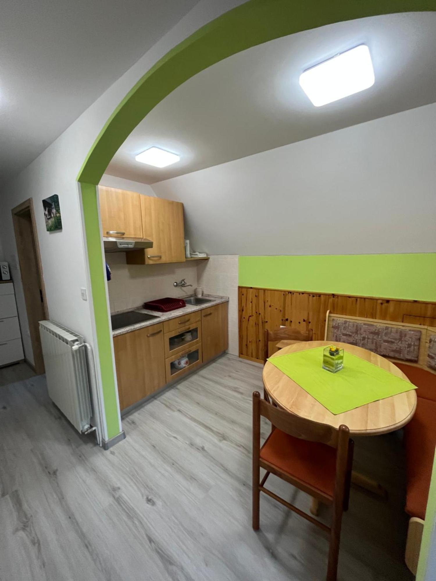 Apartmaji In Sobe Cuder Soca Bilik gambar