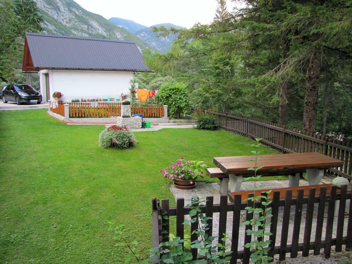Apartmaji In Sobe Cuder Soca Luaran gambar